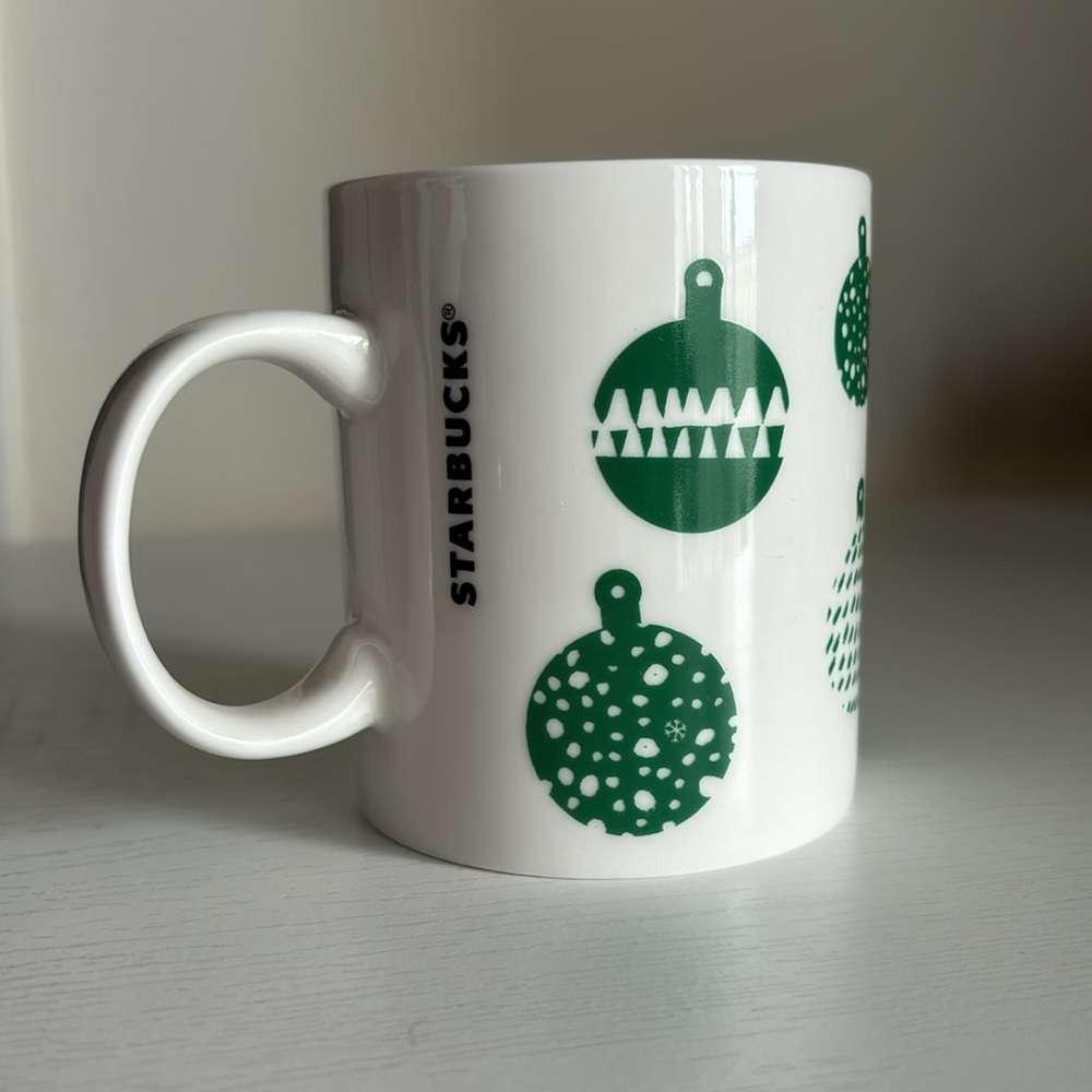 Starbucks Green and White Ornament Mug Cup Holiday 2016 Christmas Festive 12 oz